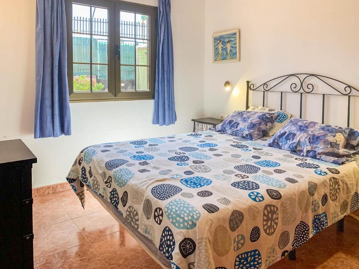 Bungalow Con Flamboyan En Maspalomas